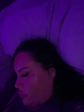 _MelinaCurves_ Show Webcam