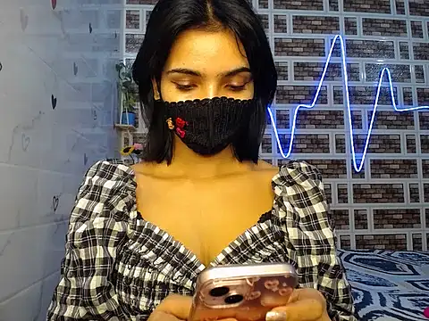 دردشة Tisya-24 الجنسية المباشرة