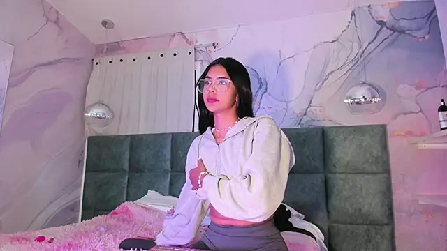 Chat +18 de AntonellaRossi ao vivo