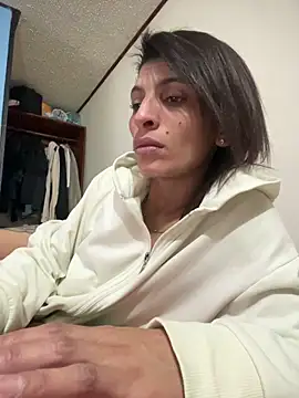 ImCrazzy's Live XXX Chat