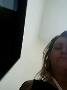 MisaudibelのライブXXXチャット