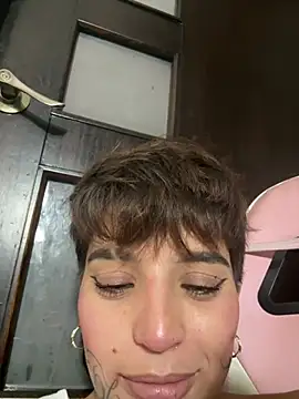 DayanaDGの  ライブXXXチャット