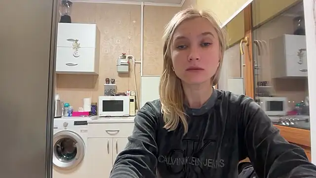 AngelJeniのライブXXXチャット