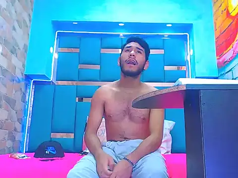 warmNoah Chat XXX in diretta