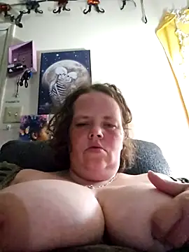 Purplesparkle1 Show in webcam