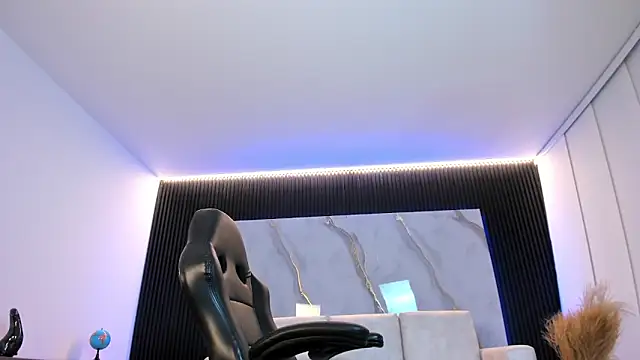 XXX chat uživo modela Ryan_Miller