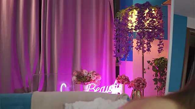 ElyssawetXX Live XXX-Chat