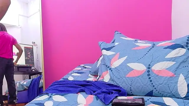 tightlittleebony 现场XXX聊天