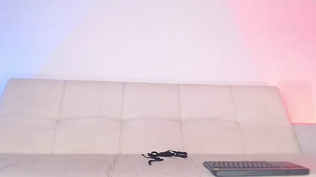 Онлайн чат XXX AriaCollin