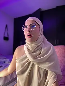 Badra_Abaid Chat XXX live