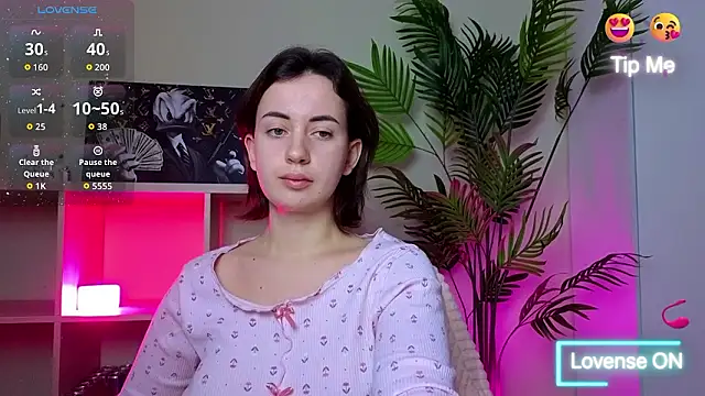 SweetieKendl Pertunjukan Webcam