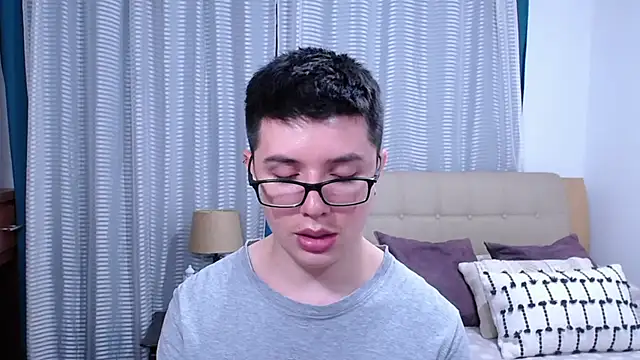 BlackFoXXX69's Live XXX Chat