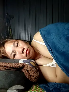 lyly_sexx 现场XXX聊天