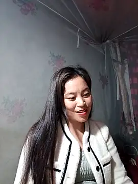 Chatroom XXX en direct de Alice-567