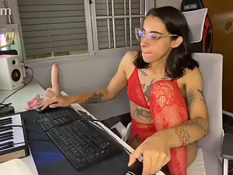 Poison_Ivy_29 Adlı Modelin Canlı XXX Sohbeti