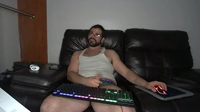 Zander823 Live XXX Chat