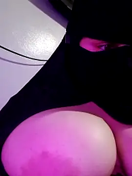 LANA___sexy Adlı Modelin Web Kamerası Şovu