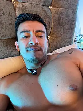 Chris_Clarck Live XXX Chat