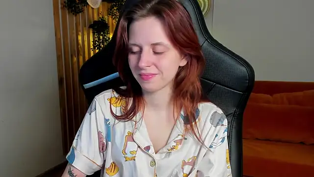 Chat +18 de FreyaVey ao vivo