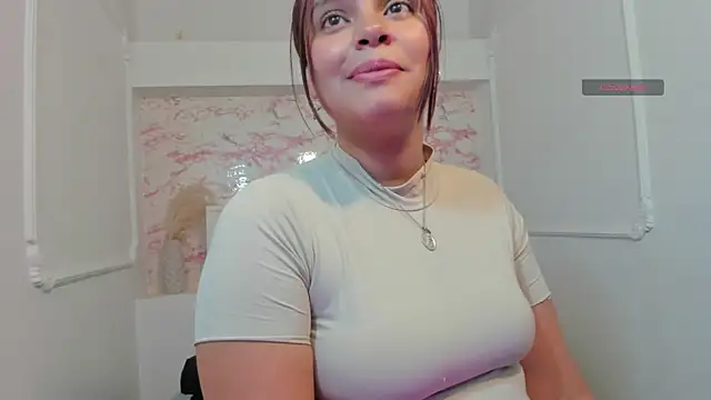 Ninablaze1 在線直播表演