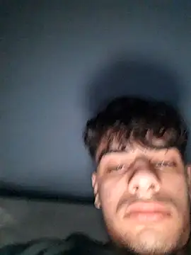 ilcazzone32 Chat XXX in diretta