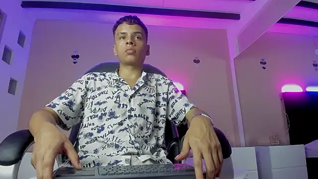 Xavier_Fox___ 在線直播表演