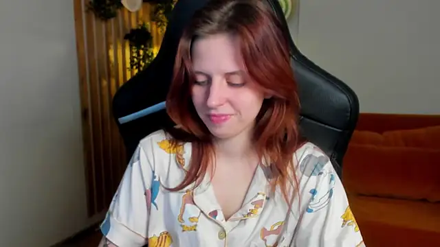 FreyaVey live XXX chat