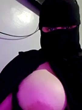 LANA___sexy Adlı Modelin Web Kamerası Şovu