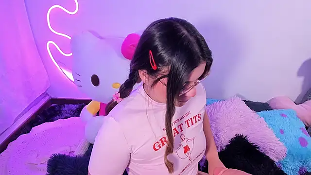 Chat XXX ao vivo de CassieBigass_