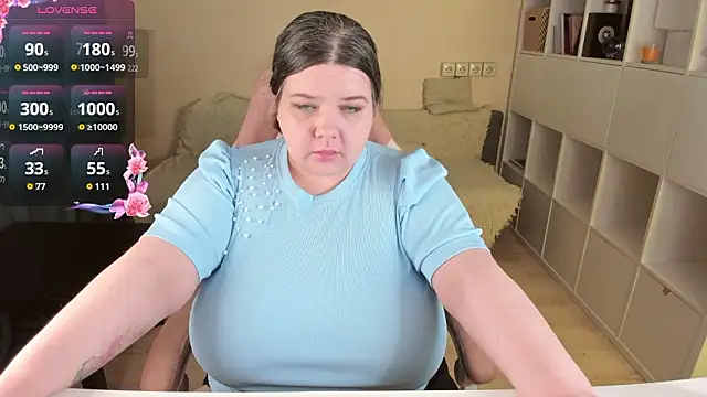 Živý XXX chat PlumPie