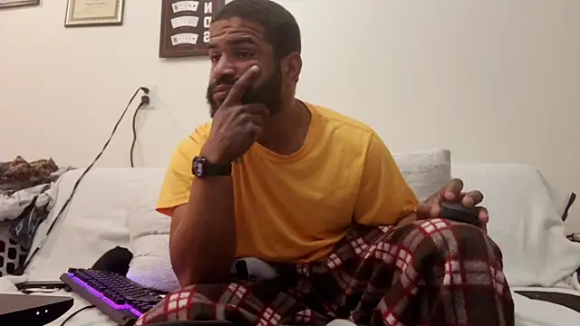 xDEATHxSTROKEx: διαδικτυακό σόου στην κάμερα