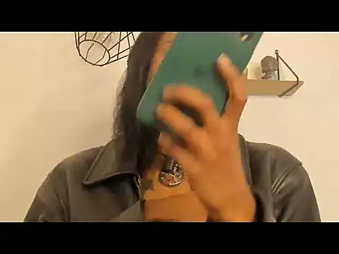 aprille15 Live XXX Chat