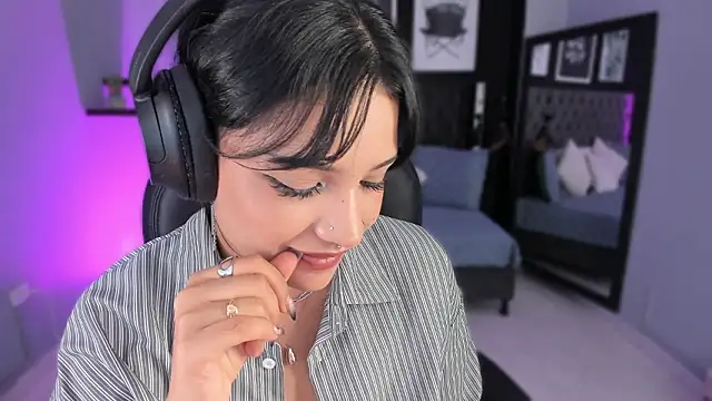 Chat XXX ao vivo de renee_shelby_