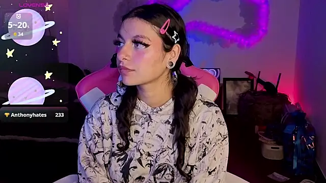 Chat XXX ao vivo de larah_uwu