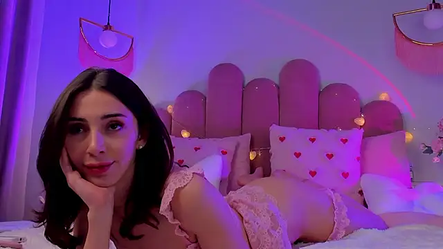 ElsaYoung's Webcam Show