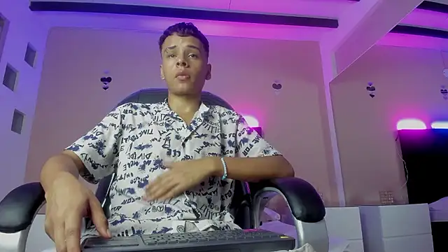 XXX chat uživo modela Xavier_Fox___