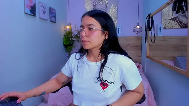 Chatroom XXX en direct de lalytulu99