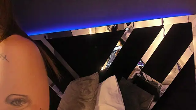 AmmyJones_ élő XXX-chatje