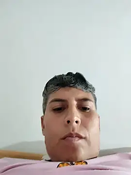 Živý XXX chat Yessi_rousse