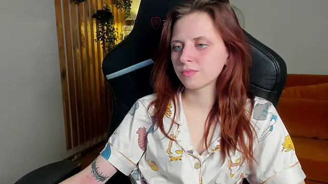 Онлайн чат XXX FreyaVey