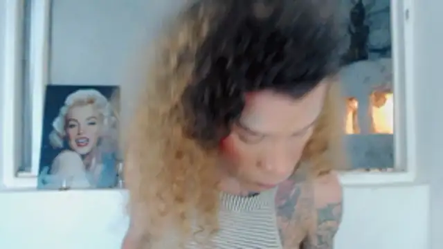 ana_tsxxx's Live XXX Chat