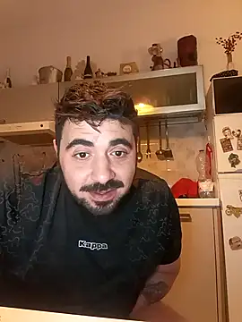 bear_skinny: διαδικτυακό σόου στην κάμερα