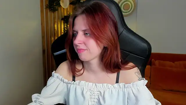 FreyaVey live XXX chat