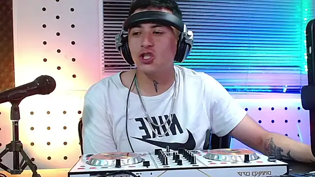 Chat XXX en directo de Godofcumxxx