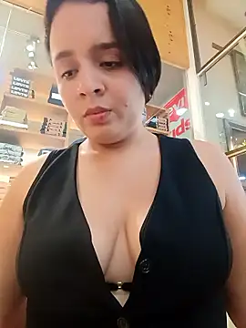 دردشة Julieth_hot-69 الجنسية المباشرة