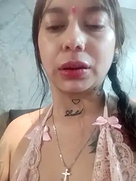 دردشة luna_scarlette الجنسية المباشرة