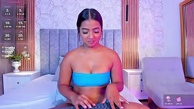 SofiiCruzのライブXXXチャット