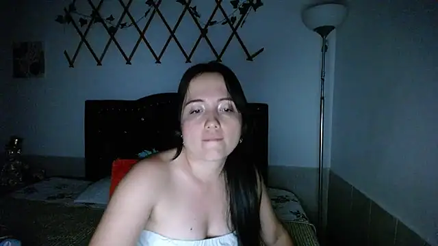 Chat +18 de naughty_girl_4u ao vivo