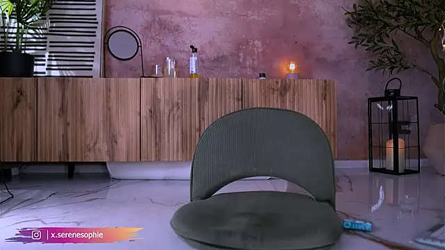دردشة Serene_Sophiex الجنسية المباشرة