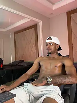 AaronCruz_ – Live XXX-chat